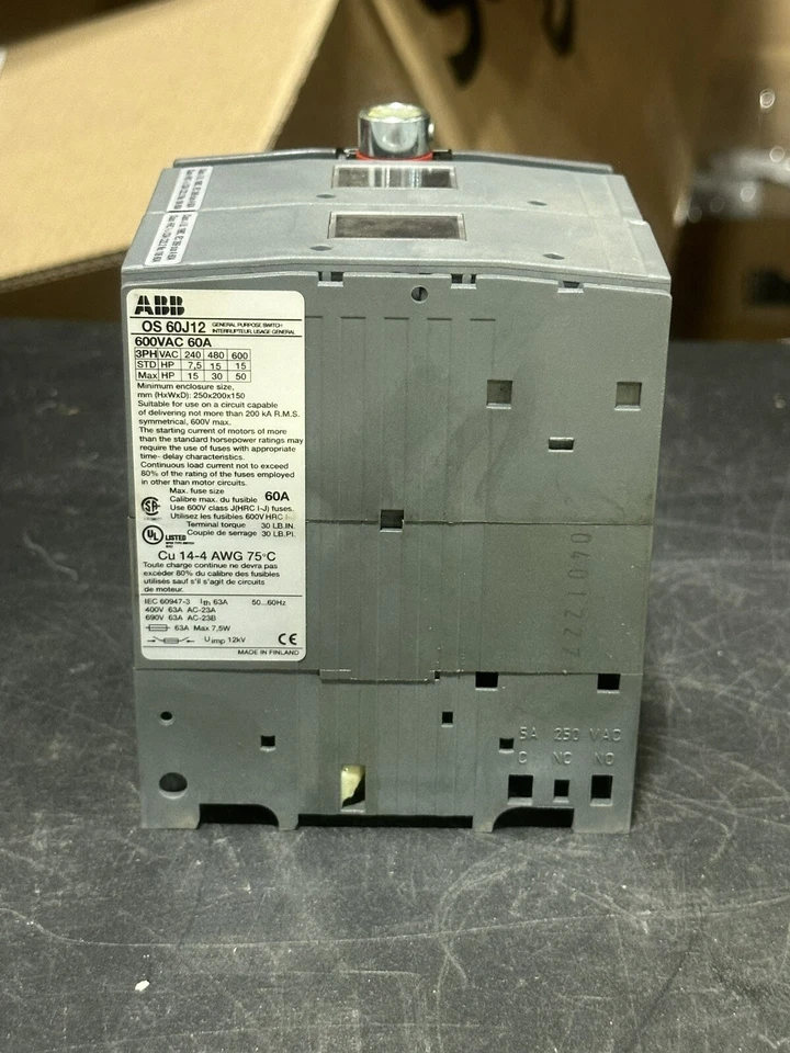 Fuente de alimentación Phoenix Contact QUINT-PS-3x400-500AC/24DC/40, 24VDC/40A, 2938646 Foto 3 de 3