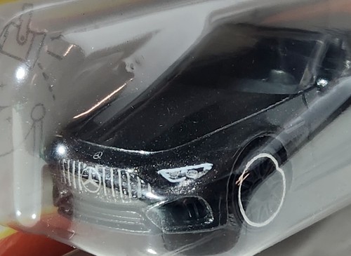 2024 Matchbox Mercedes- AMG SL 63 72/100 Mercedes-Benz Convertible Black 🔥 - Picture 3 of 6