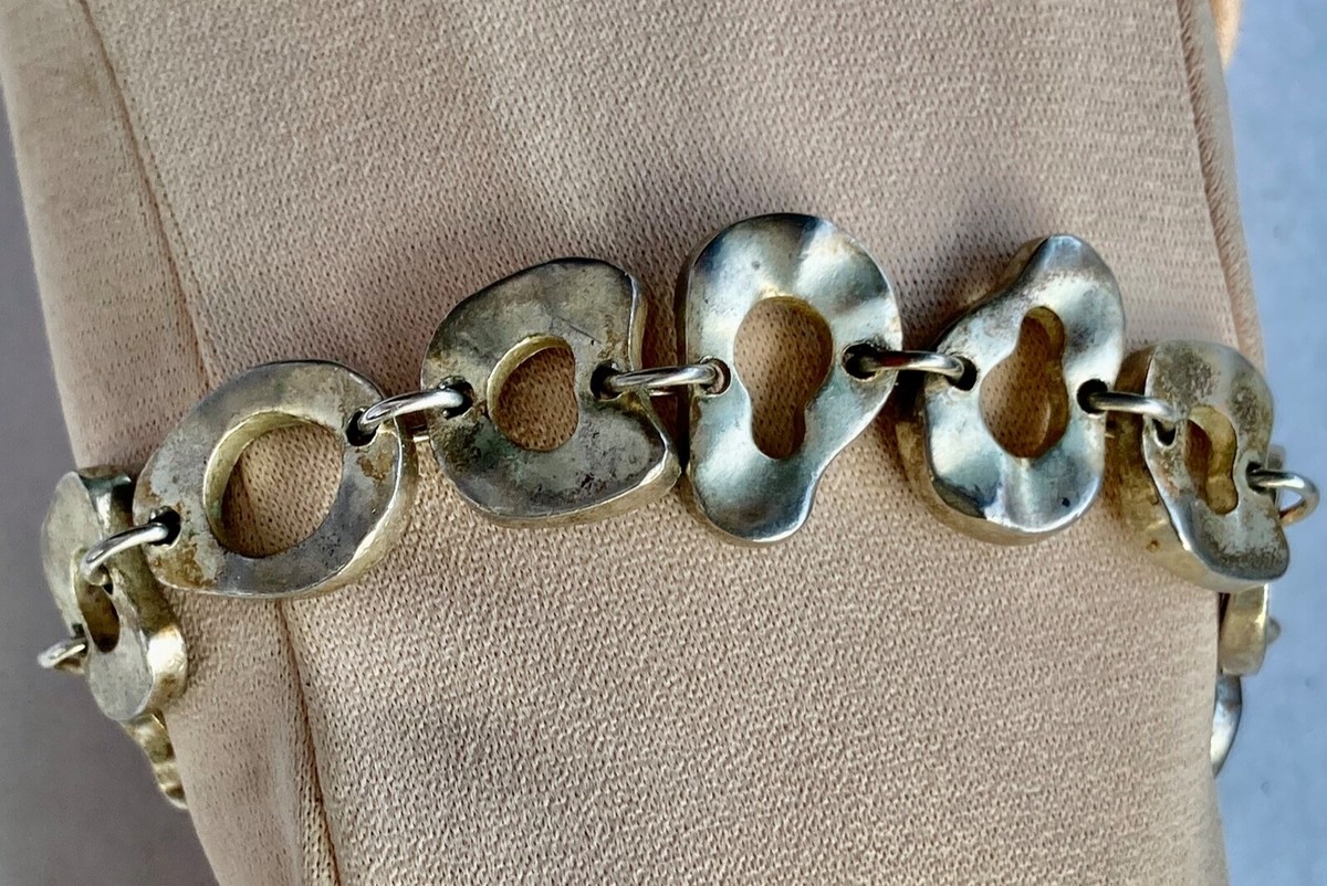 Bracelet Moderniste En étain Argenté Signé Biche De Bere - Longueur 20 Cm - Occasion