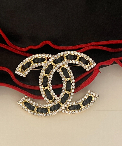 Chanel Black Leather Brooch Gold Crystals Double C