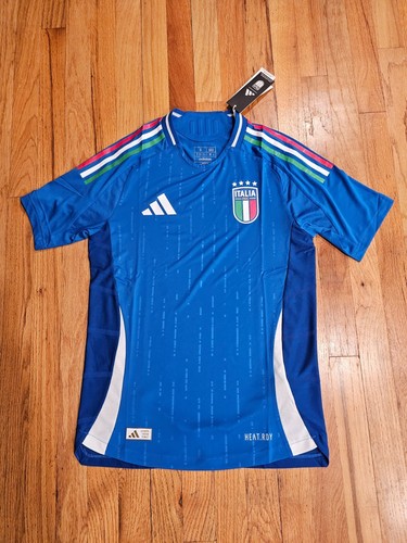 Camiseta Adidas Italia 2024 Home Auténtica Hombre’s S Azul FIGC IN0658 NUEVA CON ETIQUETAS - Imagen 7 de 9