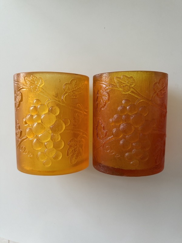 SASCHA BRASTOFF MCM GRAPES RESIN  ORANGE CANDLEHOLDER A PAIR READ DESCRIPTION!