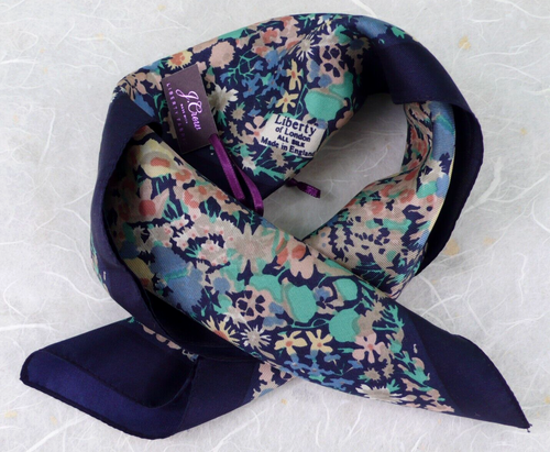 NWT J. CREW LIBERTY SILK FABRIC NECK SCARF 17-1/2" NAVY FLORAL Made in England - Picture 2 of 2