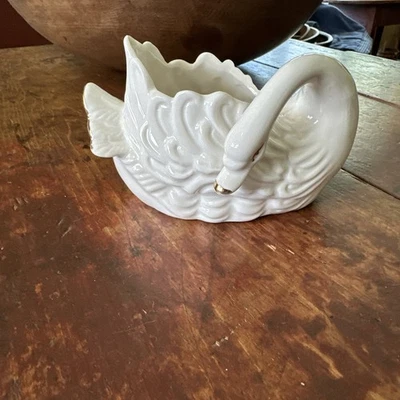 Swan Planter - Image 1 of 4