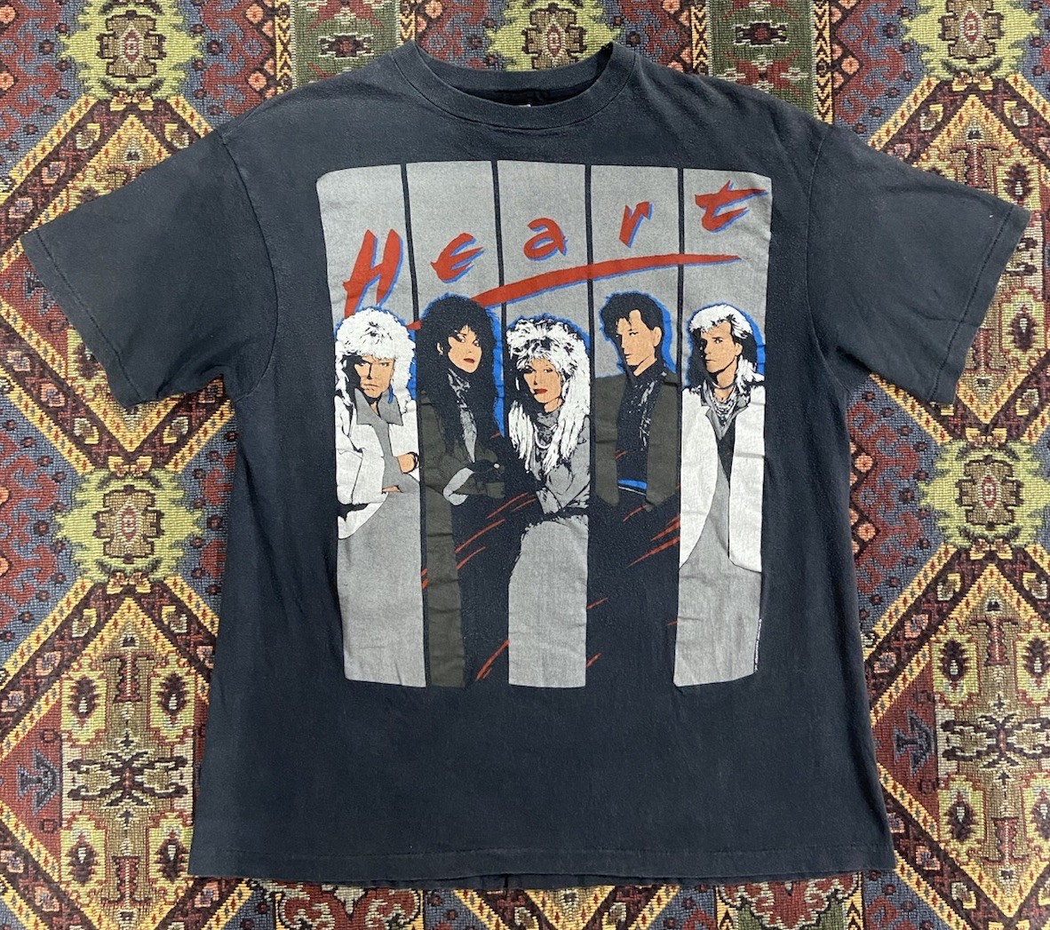 Vintage 1986 Heart Band T-Shirt Size Large World Tour Black Rock