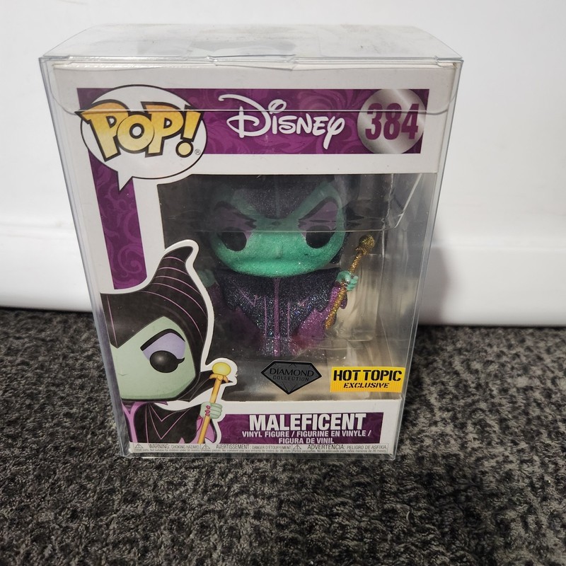 Funko Pop! Disney Maleficent (Diamond Glitter) Hot Topic Exc. #384 w/ Protector 