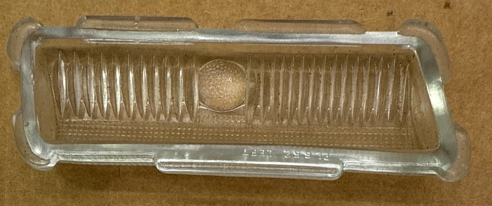 NOS PL 652 IZQUIERDA OEM GM 1942-1948 VIDRIO MERCURIO LUZ PARQUE LENTE GUÍA Foto 2 de 4