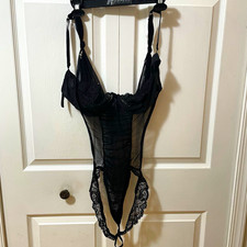 Frederick's of Hollywood Black Lace Sheer Underwired Bodysuit Teddy L, Cup C-D