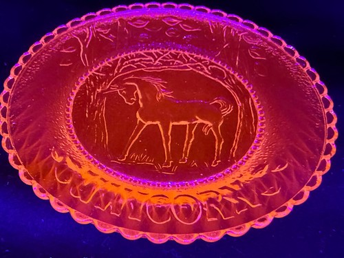 Green Vaseline glass Unicorn plate tea cup horse uranium pony saucer selenium 3"