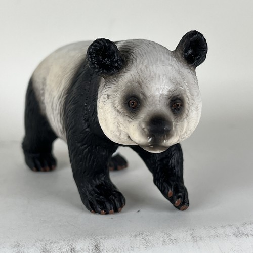 Schleich Giant Standing Panda Female Animal 2001 #14199 - Picture 6 of 10
