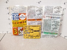 Disney GNOME-MOBILE 1967 model kit premium cereal box MIP CAR Morton GREEN