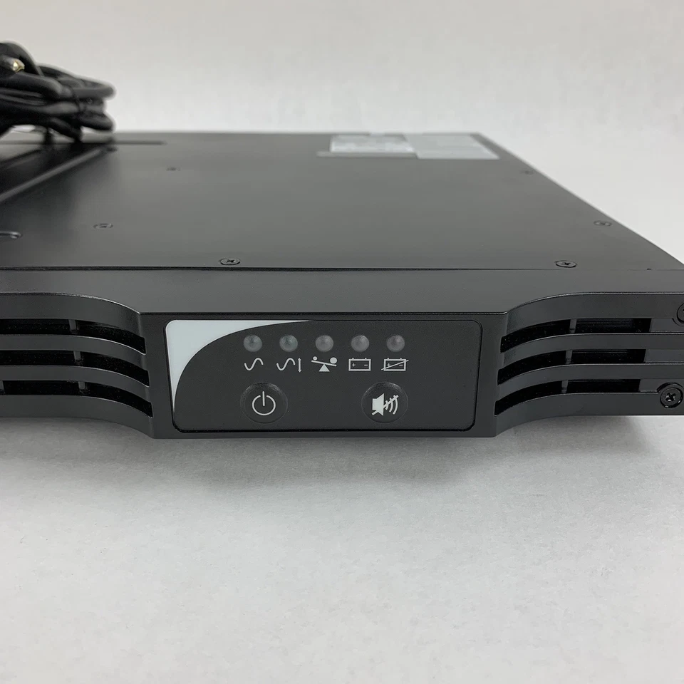 Tripp Lite SMART1000RM1UN Series SmartPro 120V 1kVA 800W No Batteries Tested - Image 4 of 4