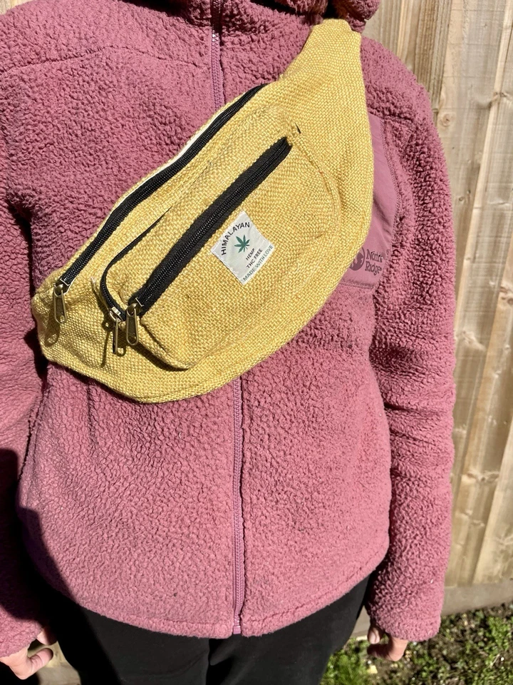 Large Handcrafted Hemp Crossbody / Money Pouch / Bum Bag / Eco Friendly 🍁 - Image 2 of 4