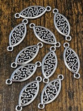 10 silver tone elegant flower pattern connector charms for Jewellery Making