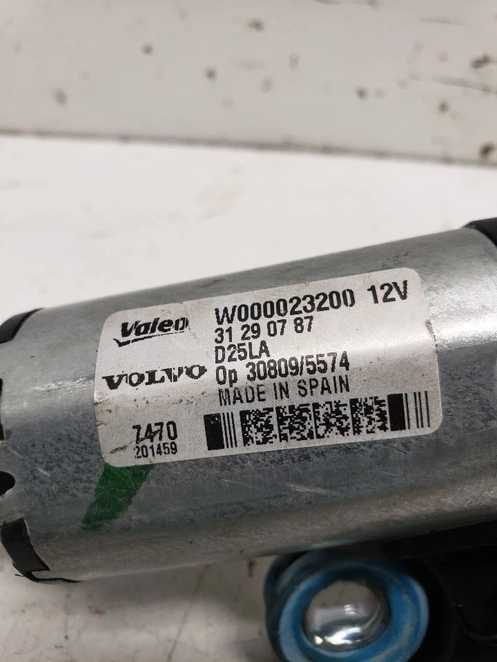 Двигатель заднего стеклоочистителя XC70 подходит для 08–16 VOLVO 70 SERIES 1385697 - Изображение 2 из 4