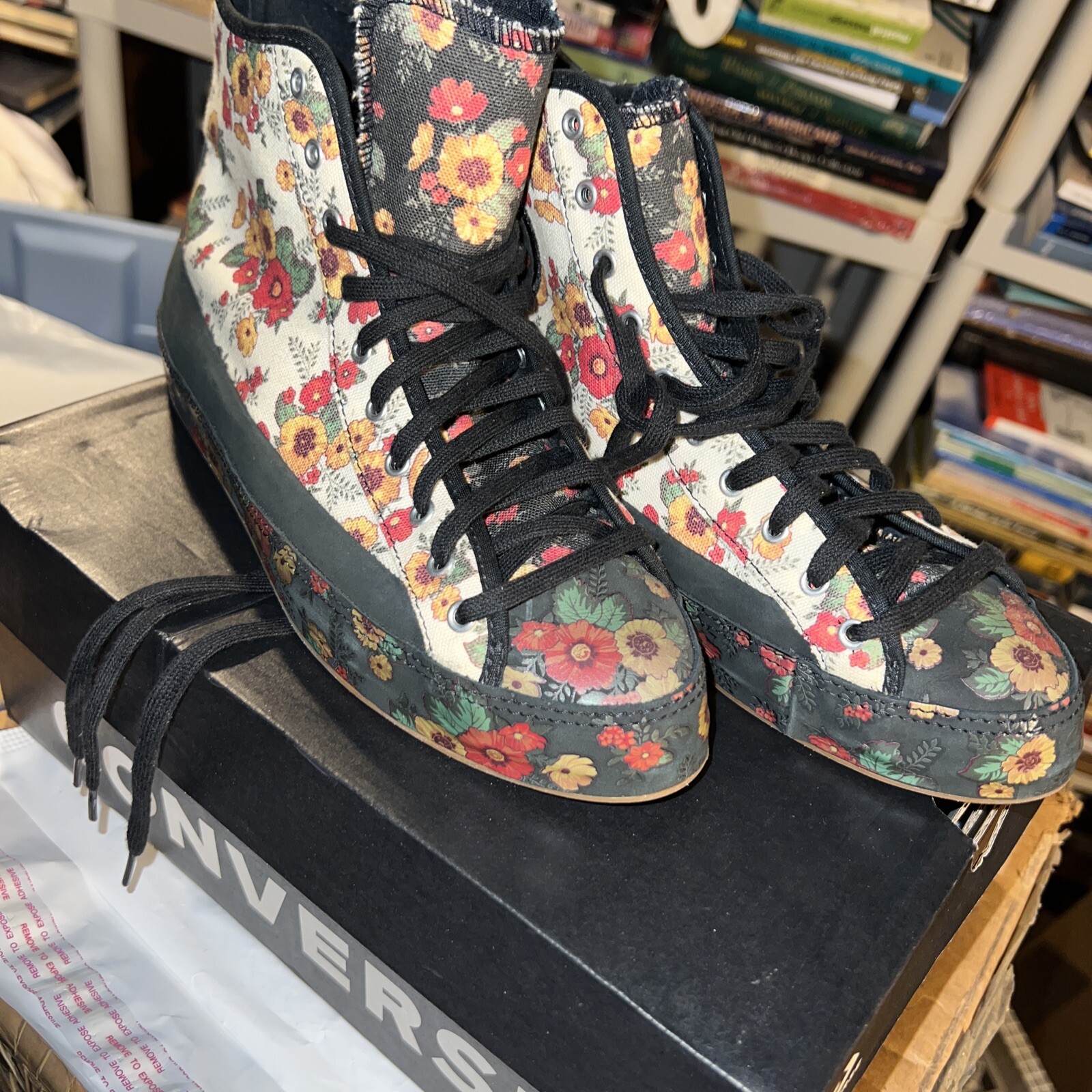 chucks in bloom converse