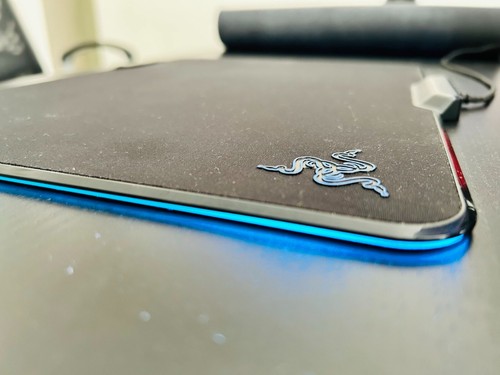 Razer Firefly Cloth Edition RGB Model No RZ02-0200 Mouse Pad | Free Tracked Post - Picture 2 of 6