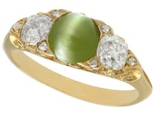 Antique Victorian 1.35Ct Chrysoberyl and 0.82Ct Diamond 18k Yellow Gold Ring