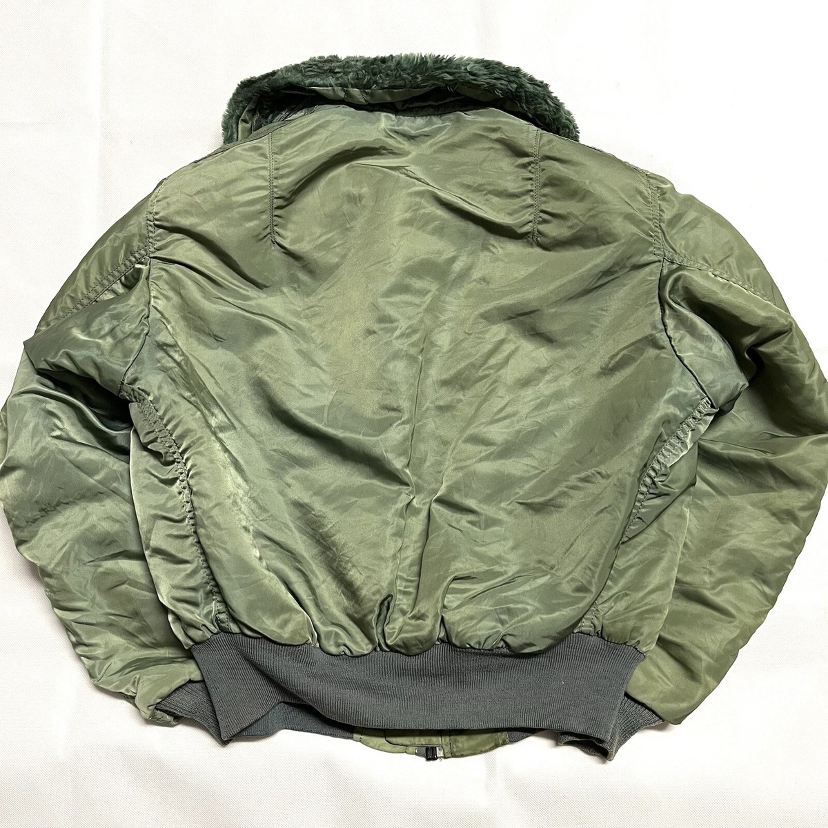 VINTAGE ALPHA IND TYPE B-15D USAF FLIGHT JACKET 70/80 SAGE VINTAGE ALPHA IND TYPE B-15D USAF FLIGHT JACKET 70/80 SAGE