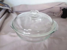 Corning Pyrex Originals Clear 1.5L /1-1/2 qt Round Covered Casserole Dish  - USA