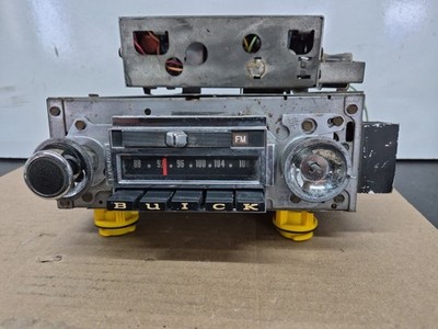 69-70 Buick Riviera,Electra, Wildcat, LeSabre  AM/FM Stereo Radio Tested Good 