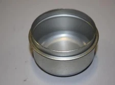 23487011 U-Haul Trailer DUST DRIVE ON CAP 