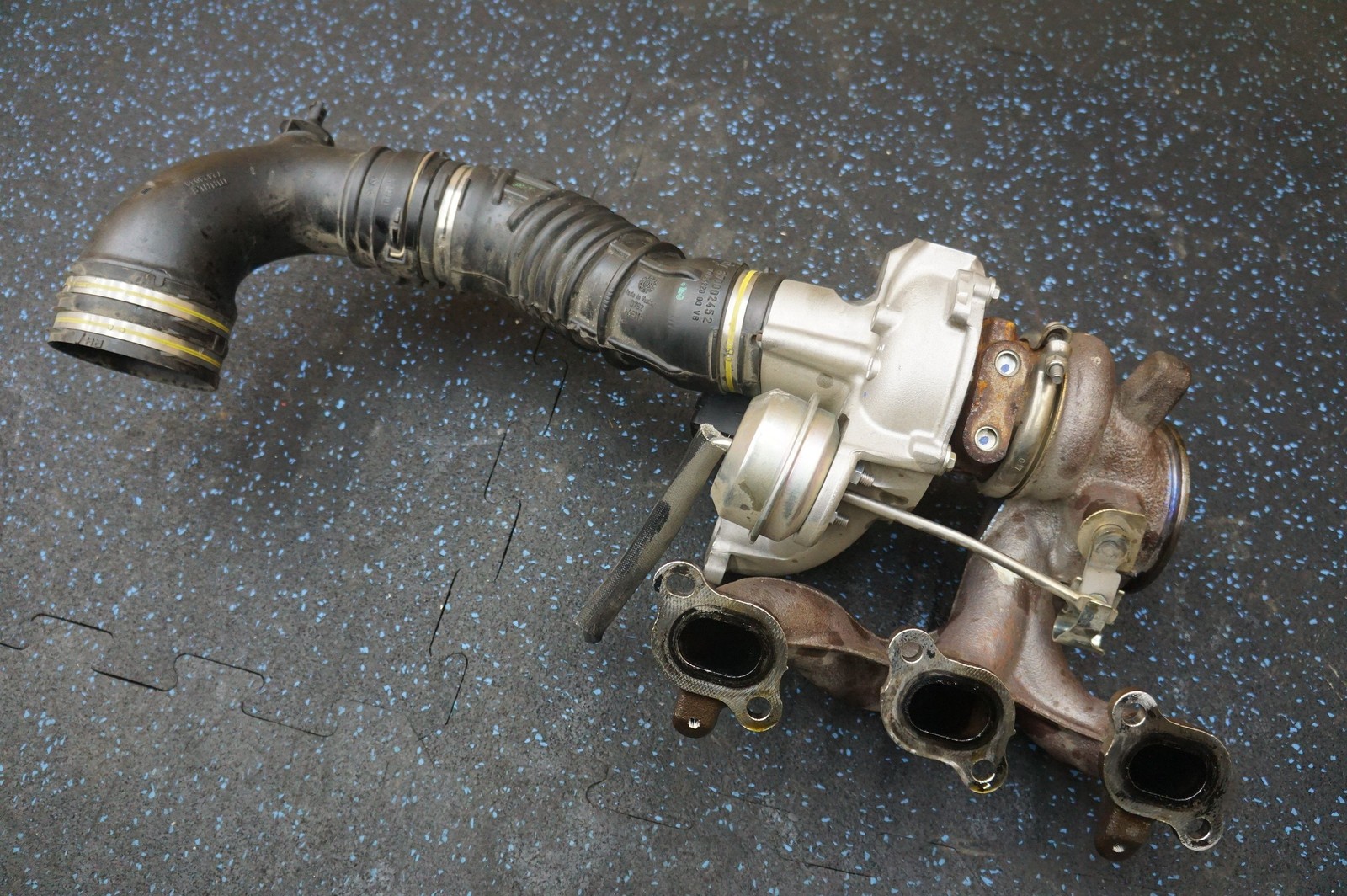 Front Left Driver Turbo Turbocharger OEM 673004078 Maserati Ghibli M157 2014-19