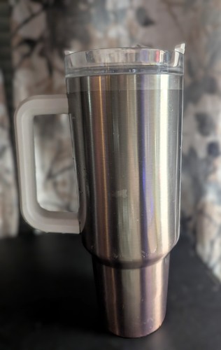 Stanley Quencher H2.0 FlowState 40oz Stainless Steel Tumbler - Picture 2 of 9