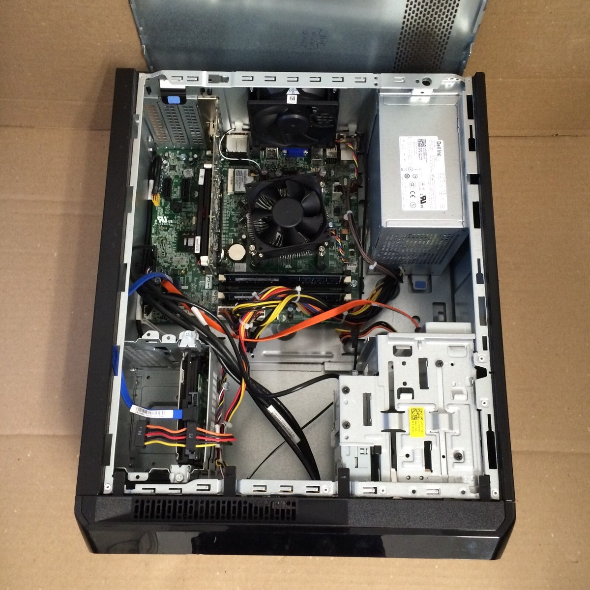 Dell Vostro 470 MT i7-3770 3.40GHz 8GB DDR3/1 TB HDD/HD7570