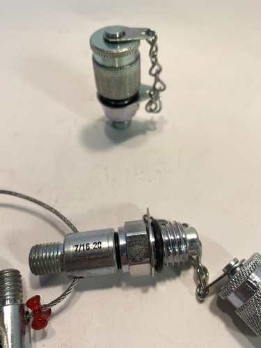 2 Pack Parker Steel EMA3 SAE Straight Thread 7/16-20 Test Port Fitting Coupling - Picture 4 of 5