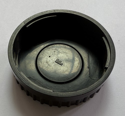 Vintage Nikon Nippon Kogaku Tokyo F Mount Camera Lens Cap - Picture 2 of 2
