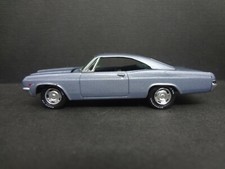 Johnny Lightning 1965 Chevy Impala SS glacier gray - Loose 1:64