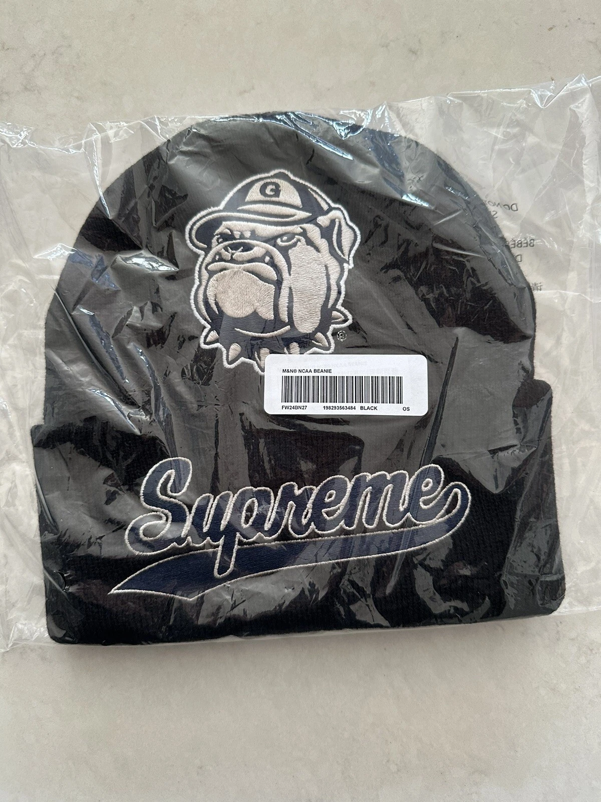 Bonnet noir Supreme FW24 Mitchell & Ness NCAA Georgetown taille unique neuf EN MAIN