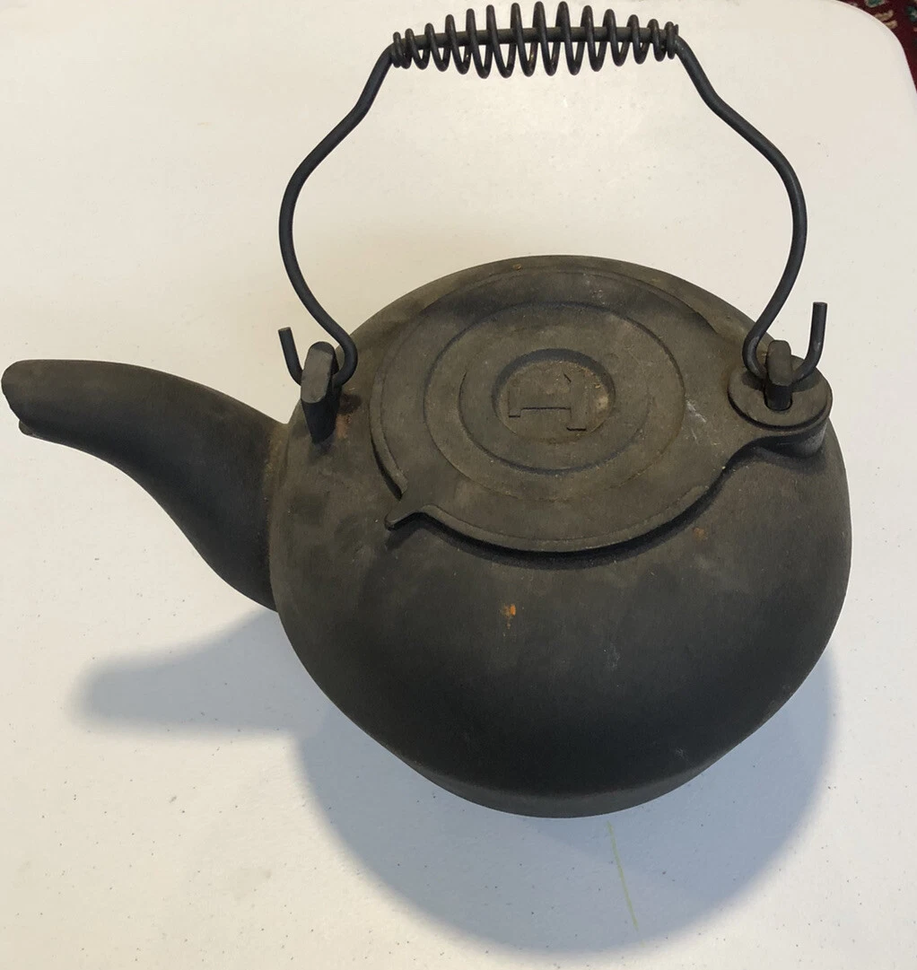 Extra Large Vintage Cast Iron Kettle Teapot 7 on bottom www.np.gov.lk