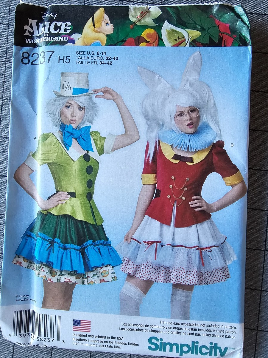Unopened, Uncut Simplicity 8237 Misses Alice in Wonderland
