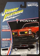 JOHNNY LIGHTNING  - MUSCLE CARS BLACK - 1974 PONTIAC GTO - R1 VA