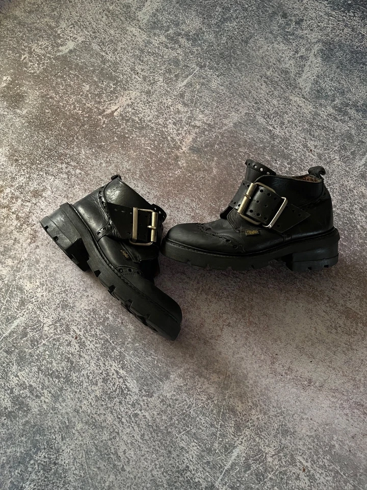 Botas de tacón de cuero loco estilo vanguardista estilo rock Buffalo London y2k vintage Foto 2 de 4