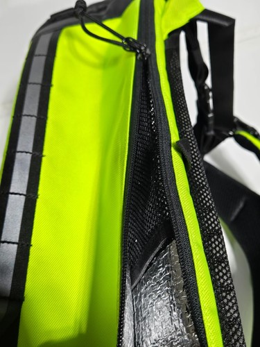 Icon Motorsports Squad 4 Moto Backpack 23L Motorcycle Green 21 x 11 x 8 - Picture 23 of 24