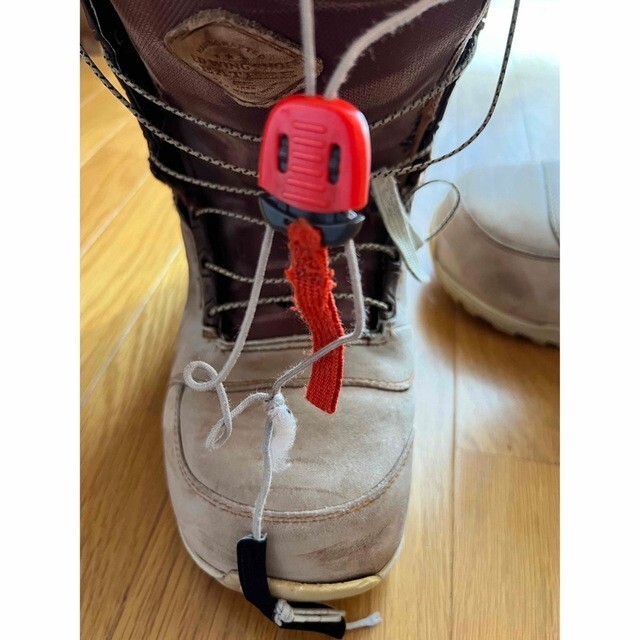 BURTON x RED WING ion leather brown freestyle equivalent to BURTON x RED WING ion leather brown freestyle equivalent to