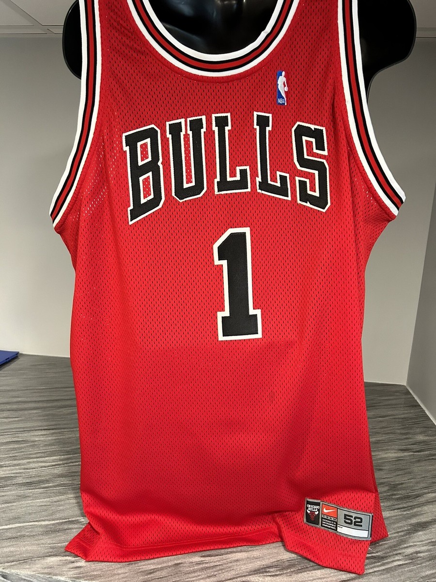 2003-04 GAME USED JERSEY Jamal Crawford Signed Chicago Bulls