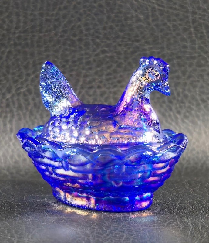 Boyd's Crystal Art Glass SIGNATURE CHICK SALT #4 COBALT CARNIVAL 2-26-04 Nest