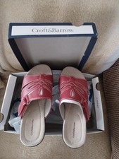 Croft  Barrow Women's Slip-On Sandals Size 6 Med Piper Red Adjustable