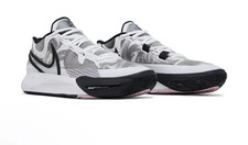 Nike Kyrie 8 White Black Men s Size 13.5 Basketball Shoes DJ6017-101 New