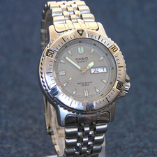 90s CASIO MARLIN MD-901 Retro Lume Dive Watch Kanji Day/Date - Japan Imported