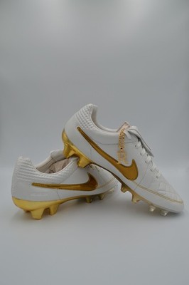 Nike Tiempo Legend SE Gold White Firm-Ground Low-Top Football Boots