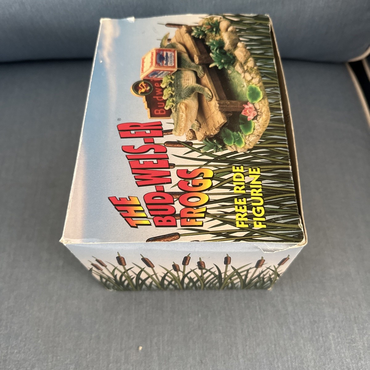 Budweiser Frogs Free Ride Limited Figurine Alligator 1997 w