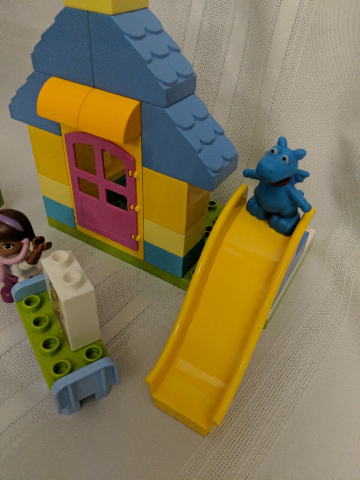 Picture 3 of 4