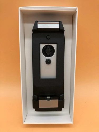 Neuware Original verpackt BMW Snap In Adapter IPhone 6/6S/7/8 84212407464