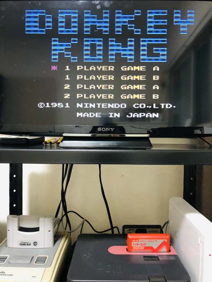 Donkey Kong Nintendo Famicom 1983 Japanese Version HVC-DK Action Retro Games - Image 3 of 4