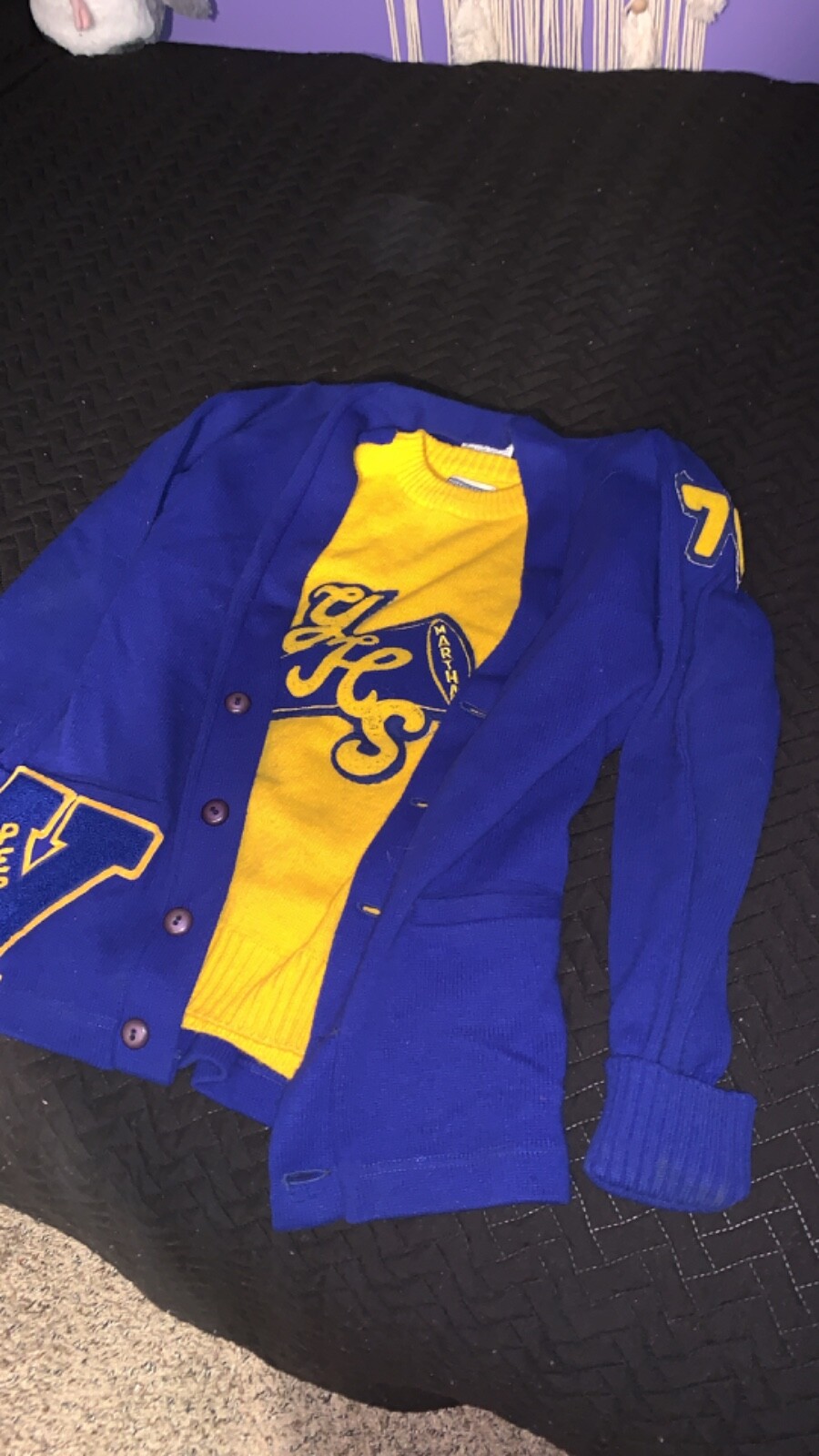 vintage sweater / cheer uniform Gem